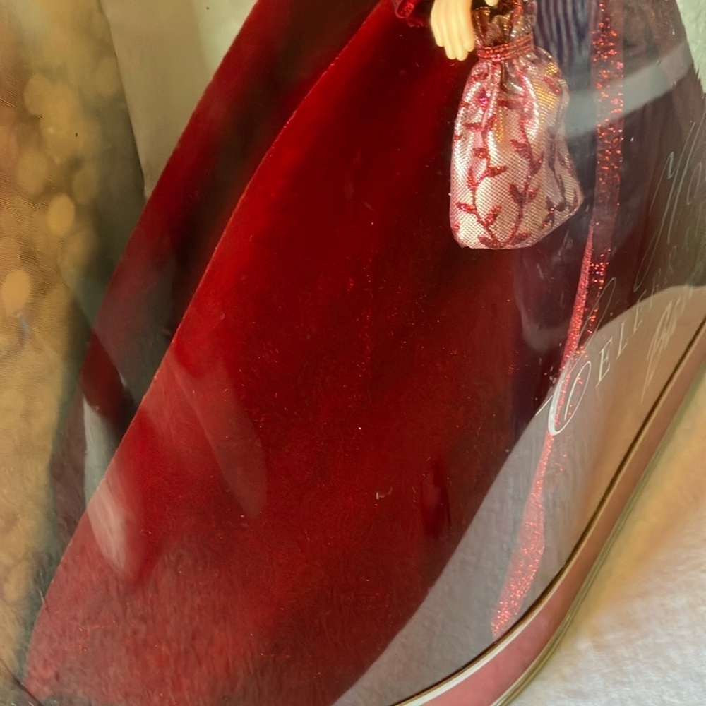 Barbie Holiday Celebration: Vintage 2002 Holiday Celebration Barbie - Picture 8 of 16